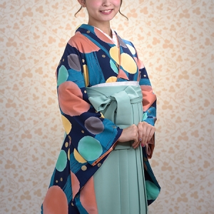 KIMONO ￥33,000(税込)
HAKAMA ￥22,000(税込)
TOTAL ￥55,000(税込)