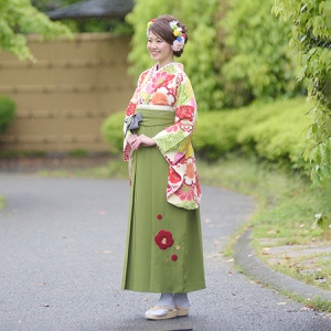 KIMONO ￥33,000(税込)
HAKAMA ￥22,000(税込)
TOTAL ￥55,000(税込)