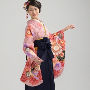 KIMONO ￥33,000(税込)
HAKAMA ￥19,800(税込)
TOTAL ￥52,800(税込)