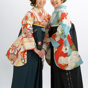 (R) KIMONO ￥33,000(税込)
　  HAKAMA　￥22,000(税込)
　  TOTAL　￥55,000(税込)
(L) KIMONO ￥33,000(税込)
　  HAKAMA　￥22,000(税込)
　  TOTAL　￥55,000(税込)