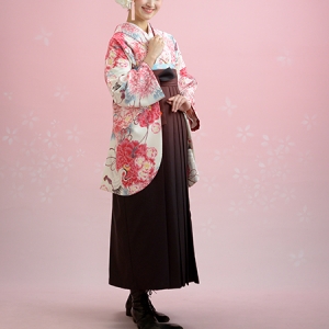 KIMONO ￥33,000(税込)
HAKAMA ￥22,000(税込)
TOTAL ￥55,000(税込)